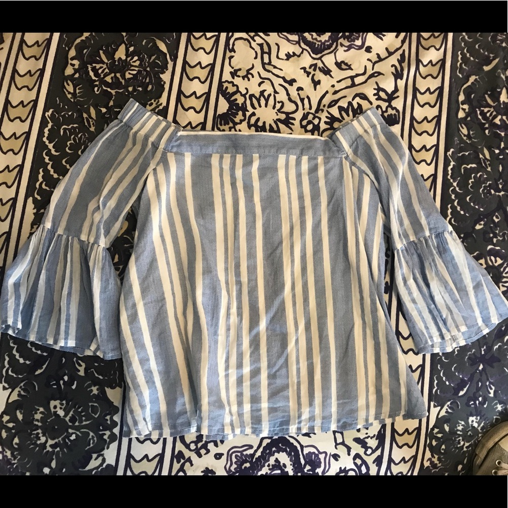 Off the shoulder striped shirt!